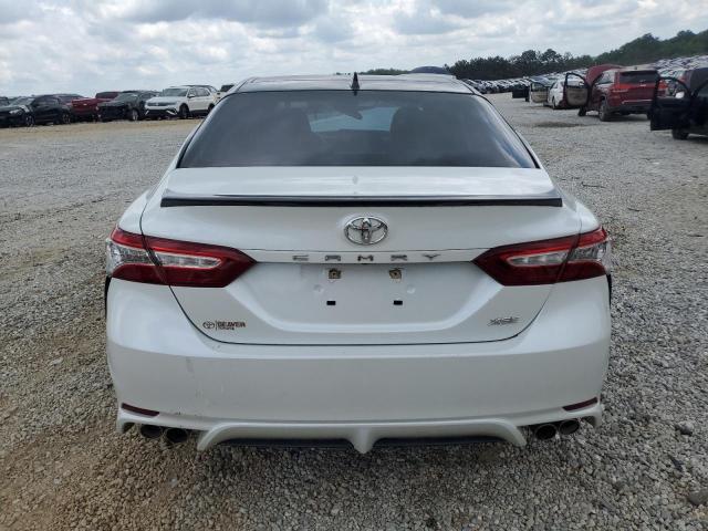  TOYOTA CAMRY 2020 Biały