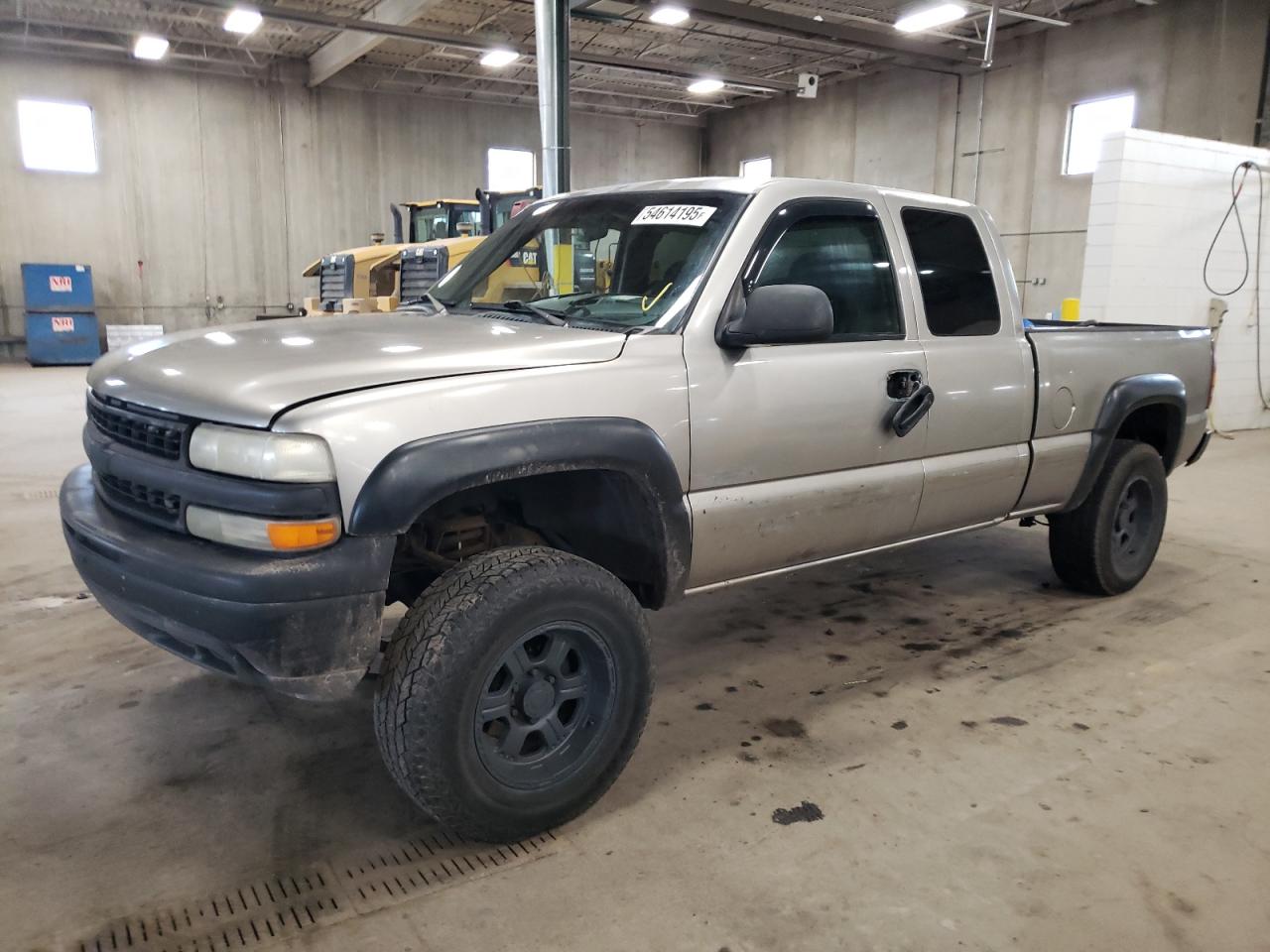 2001 Chevrolet Silverado C1500 for Sale in Blaine, MN - Vandalism