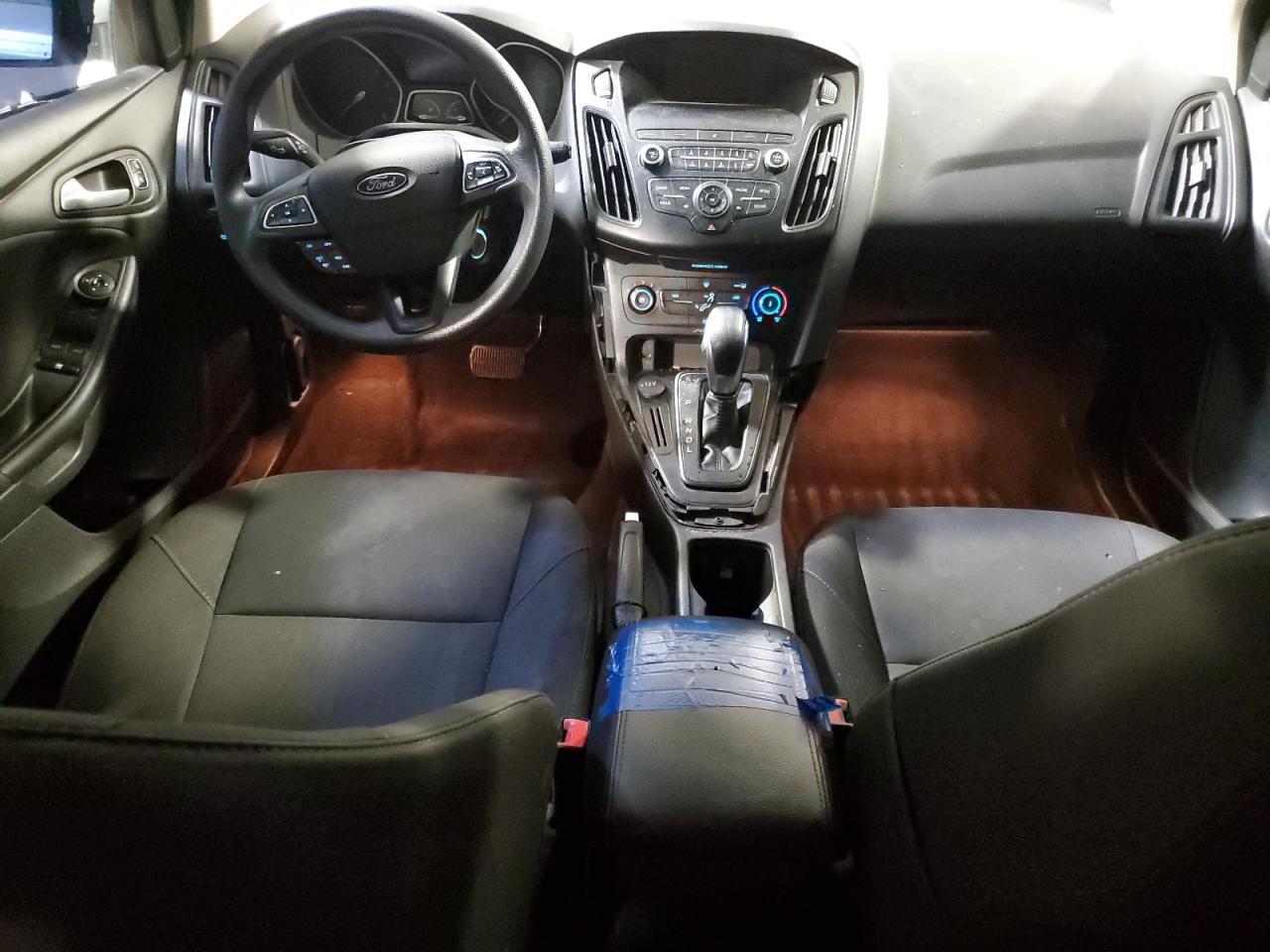 2018 Ford Focus Se VIN: 1FADP3K24JL208935 Lot: 53633965