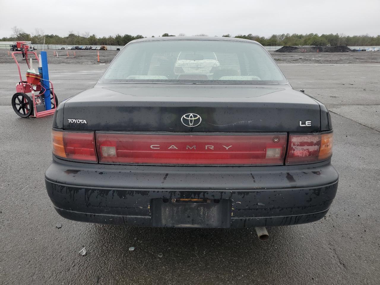1994 Toyota Camry Le VIN: 4T1SK12E3RU463656 Lot: 51673505