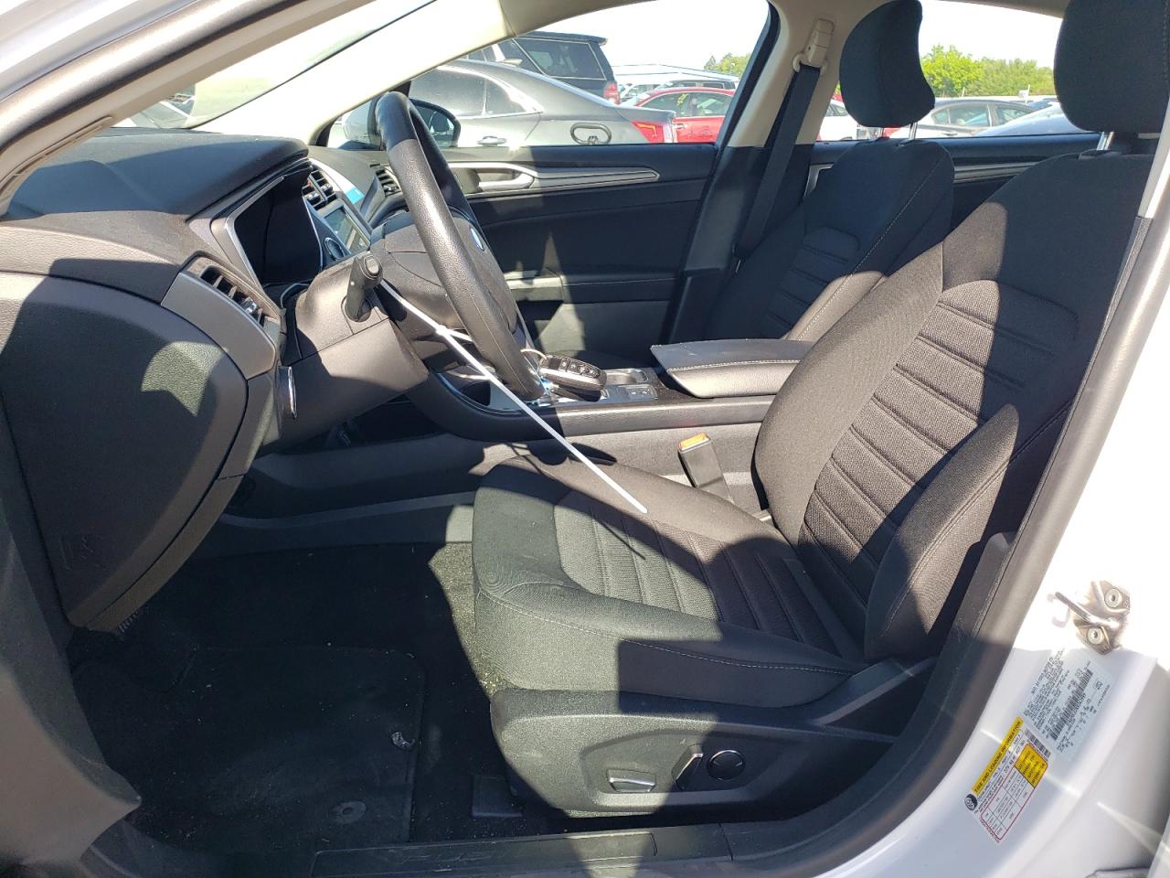 2019 Ford Fusion Se VIN: 3FA6P0LU2KR263989 Lot: 54034035