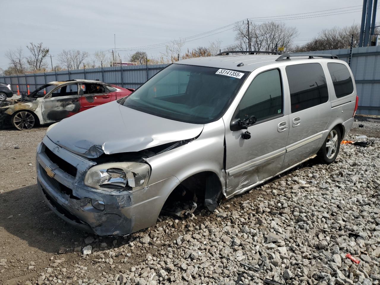 2005 Chevrolet Uplander Ls for Sale in Chicago Heights, IL - Front End