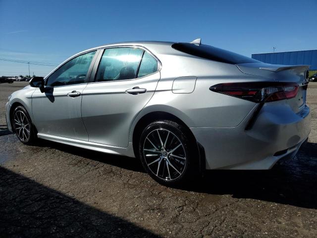  TOYOTA CAMRY 2024 Srebrny