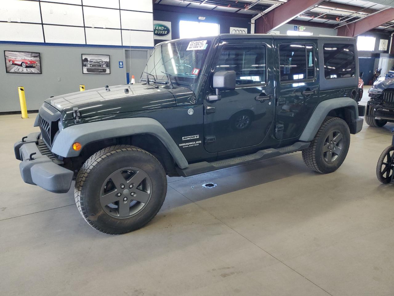 2011 Jeep Wrangler Unlimited Sport zu verkaufen in East Granby, CT - Minor Dent/Scratches