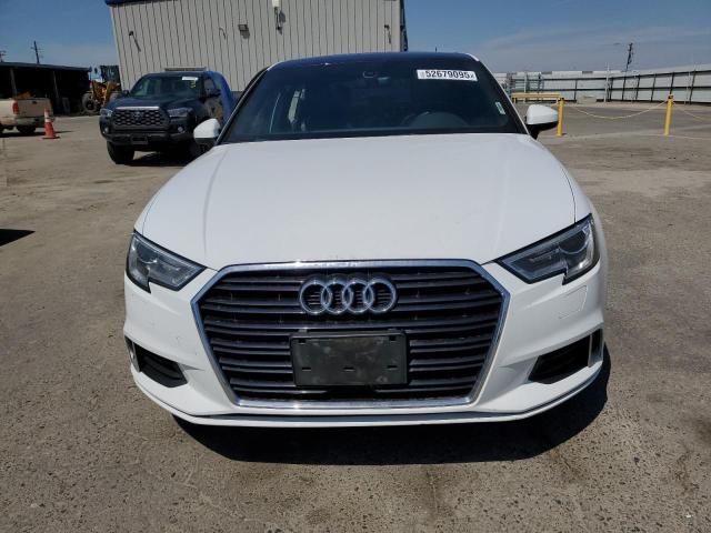  AUDI A3 2019 Белы