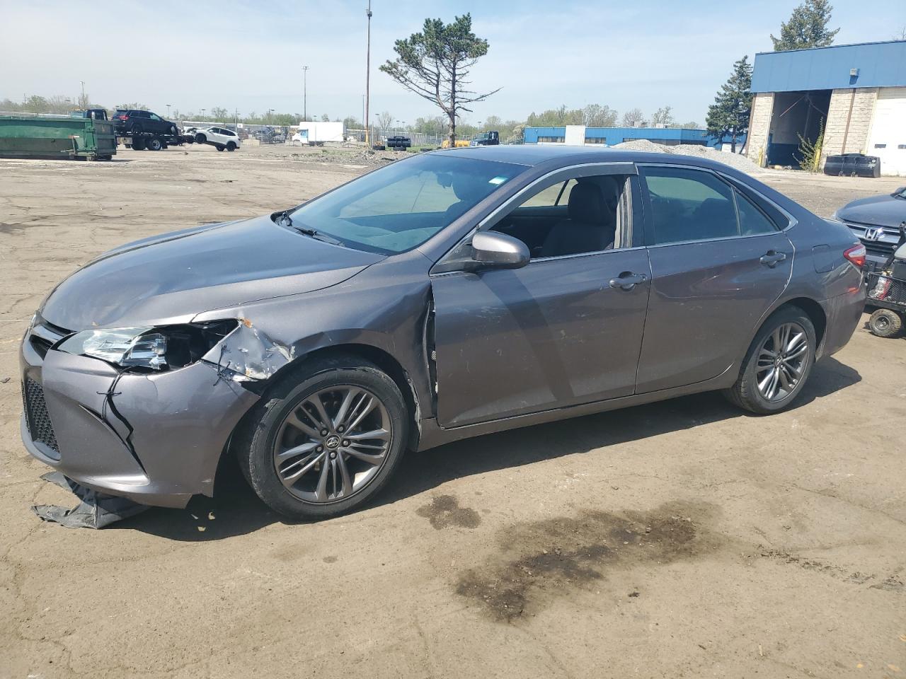 2015 Toyota Camry Le VIN: 4T1BF1FK9FU921460 Lot: 54565755