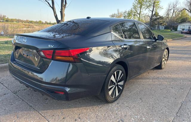 2022 NISSAN ALTIMA SV