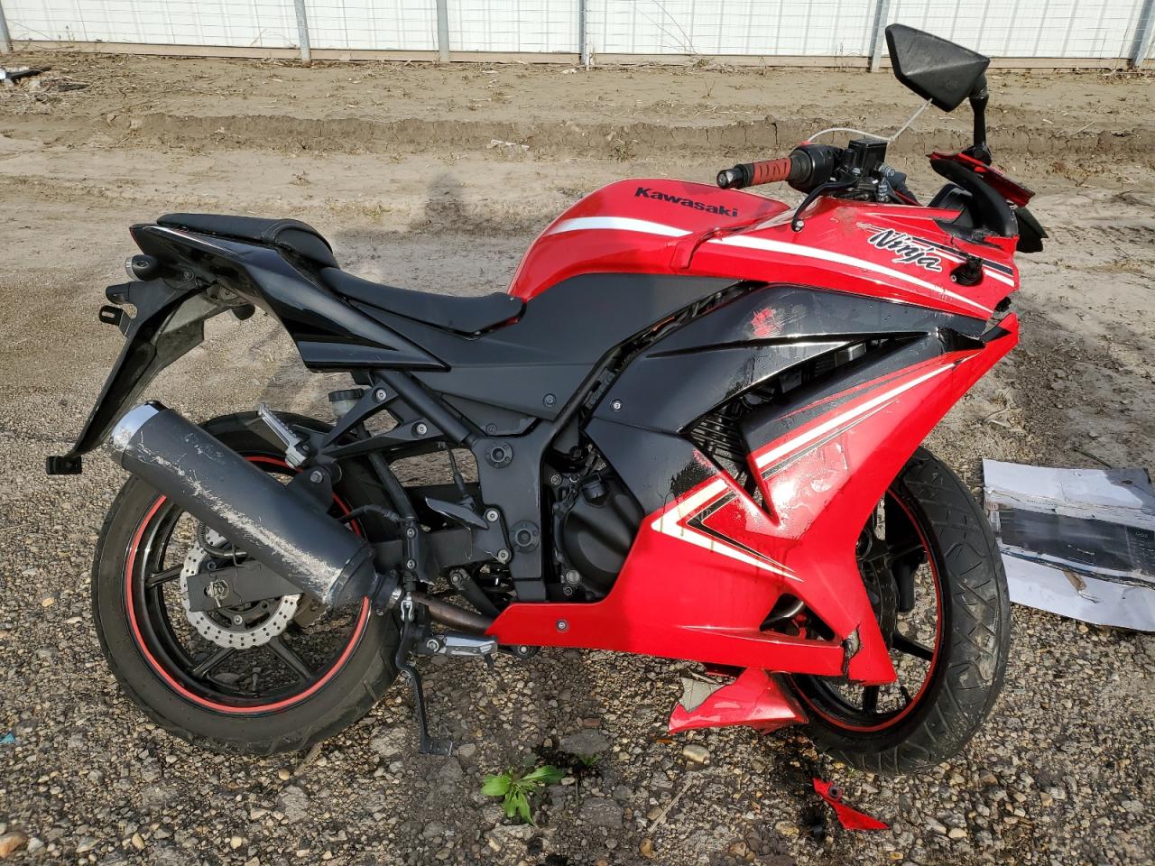 Elgin, IL에서 판매 중인 2012 Kawasaki Ex250 J - All Over