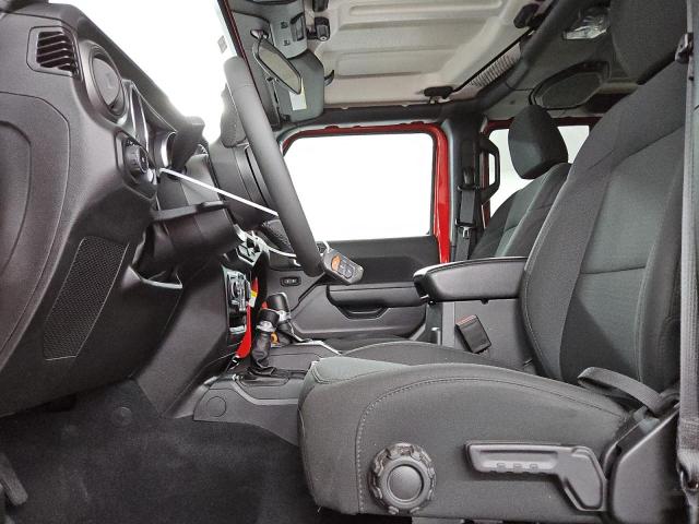  JEEP WRANGLER 2023 Red
