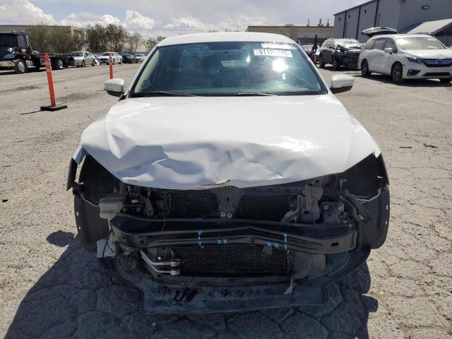  VOLKSWAGEN JETTA 2014 Белый