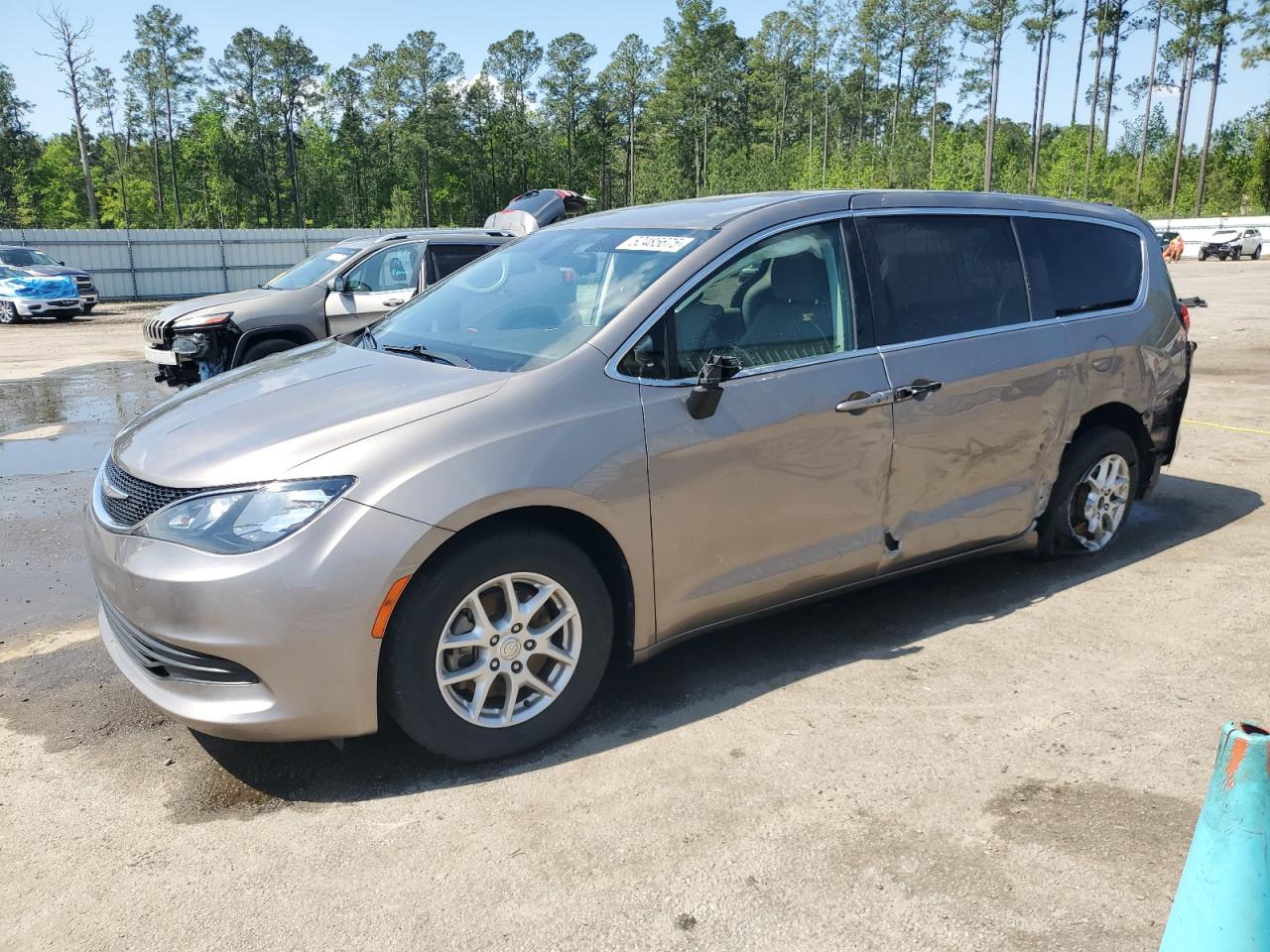 2017 Chrysler Pacifica Touring for Sale in Harleyville, SC - Side