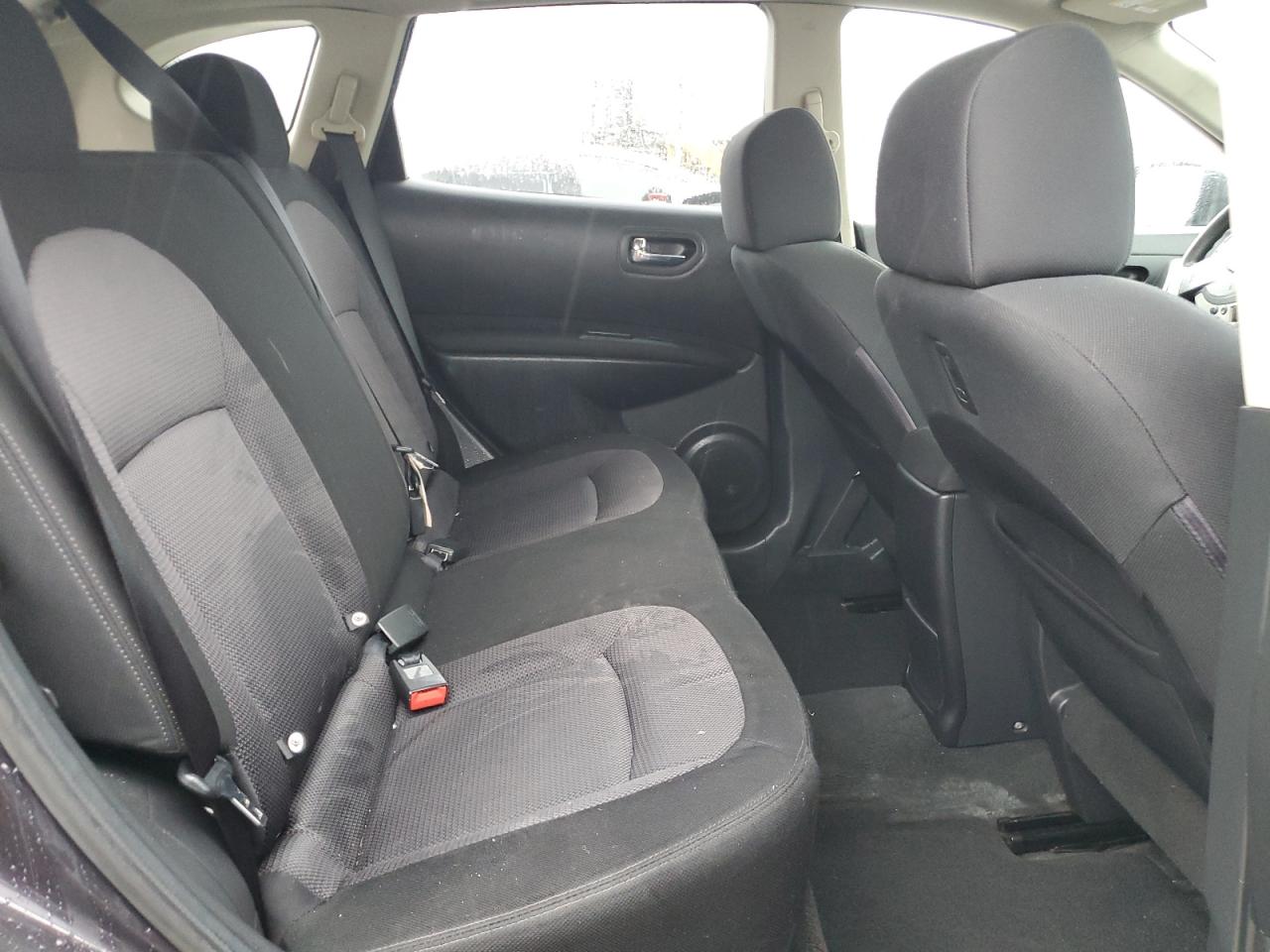 2011 Nissan Rogue S VIN: JN8AS5MV6BW260585 Lot: 51751005
