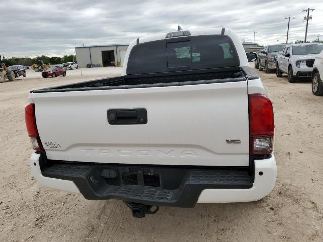  TOYOTA TACOMA 2018 Biały