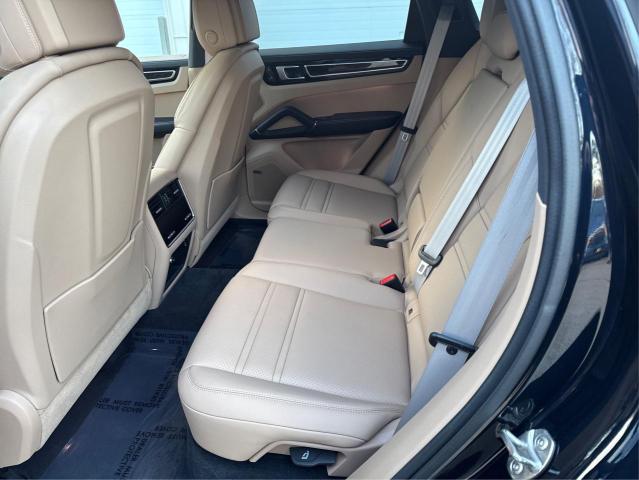 2023 PORSCHE CAYENNE BASE