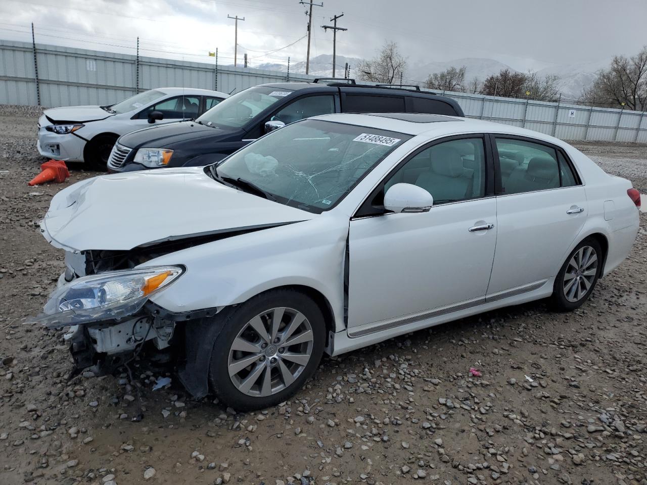 2011 Toyota Avalon Base zu verkaufen in Magna, UT - Front End
