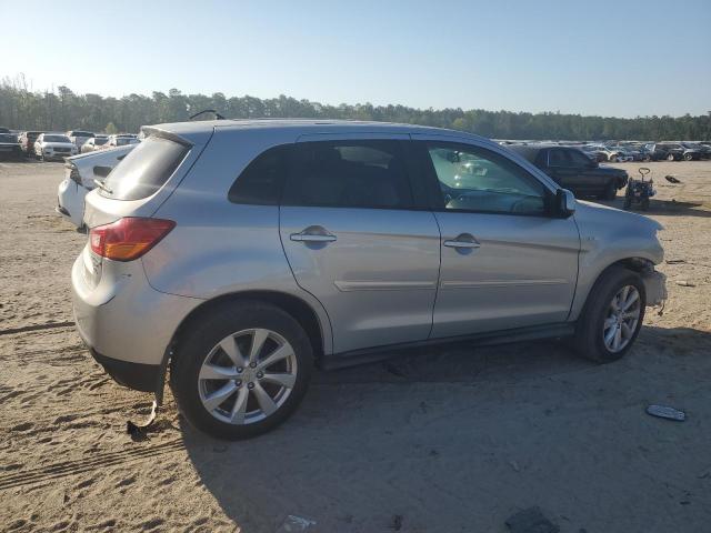 Parquets MITSUBISHI OUTLANDER 2015 Silver