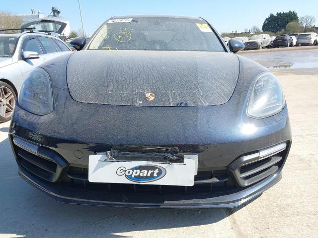 2017 PORSCHE PANAMERA 4