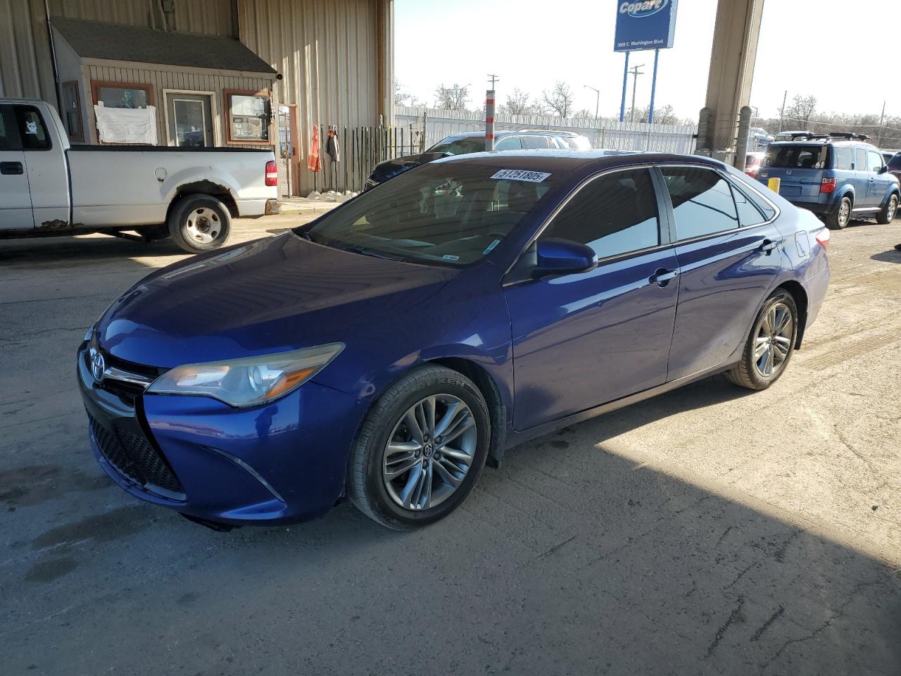 2015 Toyota Camry Le zu verkaufen in Fort Wayne, IN - Side