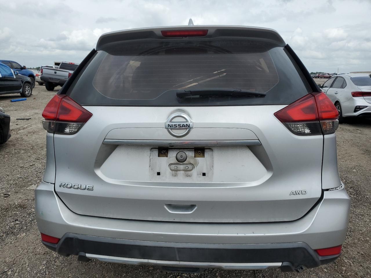 2017 Nissan Rogue S VIN: KNMAT2MV7HP517800 Lot: 54770065