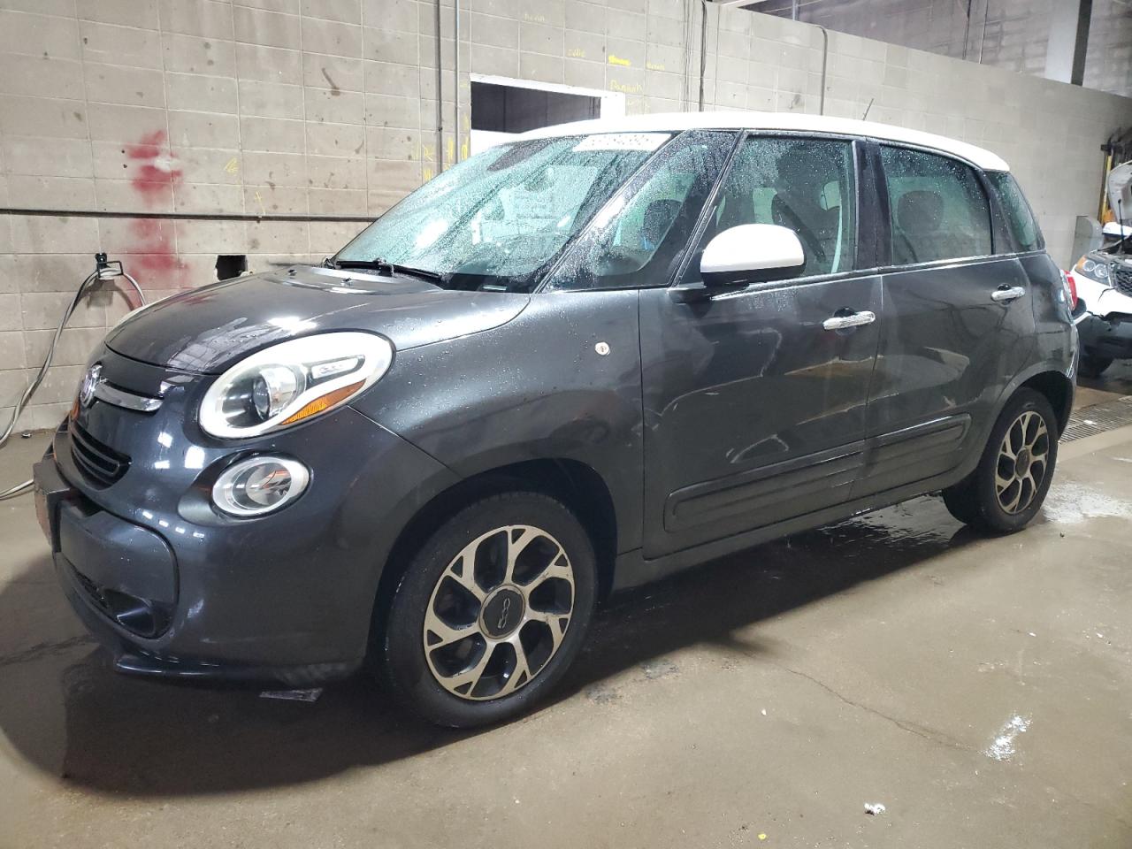 Blaine, MN에서 판매 중인 2014 Fiat 500L Easy - Rear End