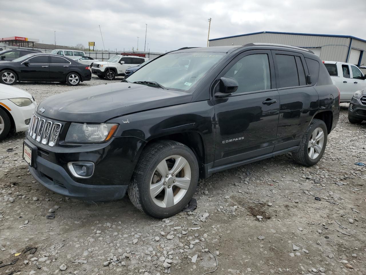 2015 Jeep Compass Latitude for Sale in Cahokia Heights, IL - Side