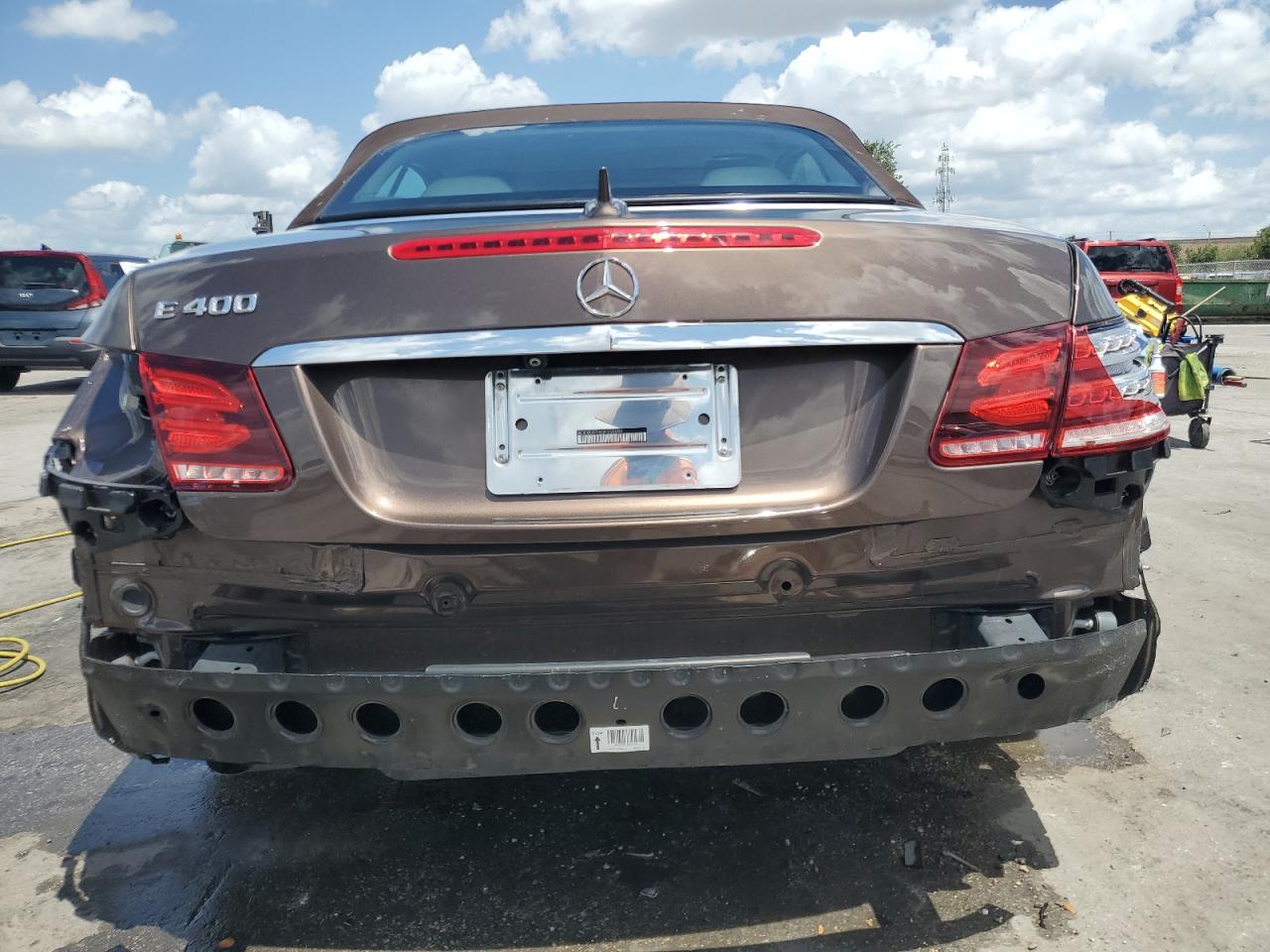 2016 Mercedes-Benz E 400 VIN: WDDKK6FF6GF330689 Lot: 54570145