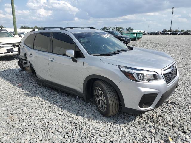  SUBARU FORESTER 2019 Srebrny