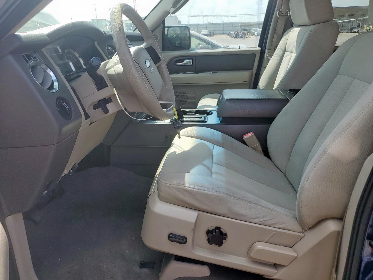 2007 Ford Expedition Xlt VIN: 1FMFU15507LA52516 Lot: 82149095