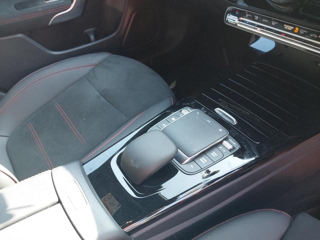 2023 MERCEDES BENZ CLA 180 AM