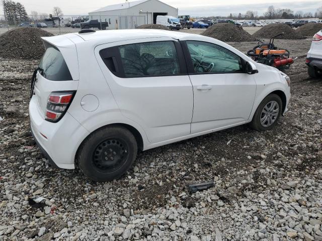  CHEVROLET SONIC 2017 Белы