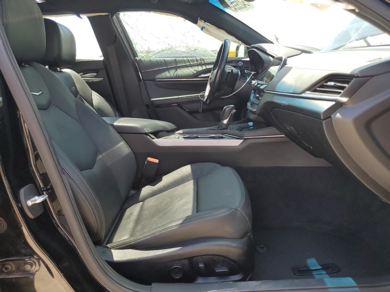 2021 Cadillac Ct4 Premium Luxury VIN: 1G6DB5RK6M0113750 Lot: 54255545
