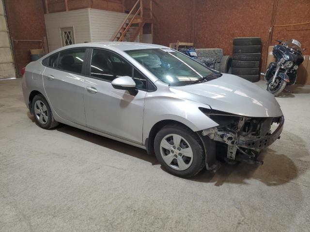  CHEVROLET CRUZE 2018 Srebrny