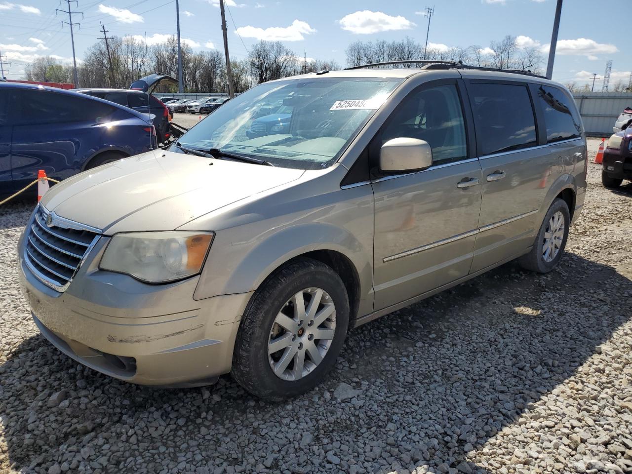 Columbus, OH에서 판매 중인 2009 Chrysler Town & Country Touring - Top/Roof