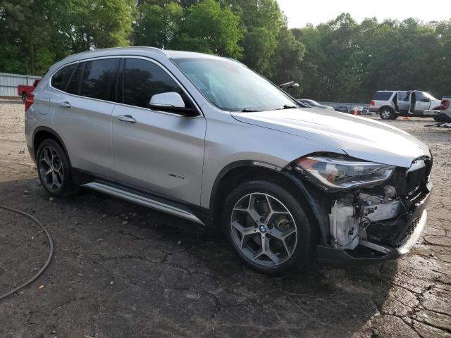  BMW X1 2017 Srebrny