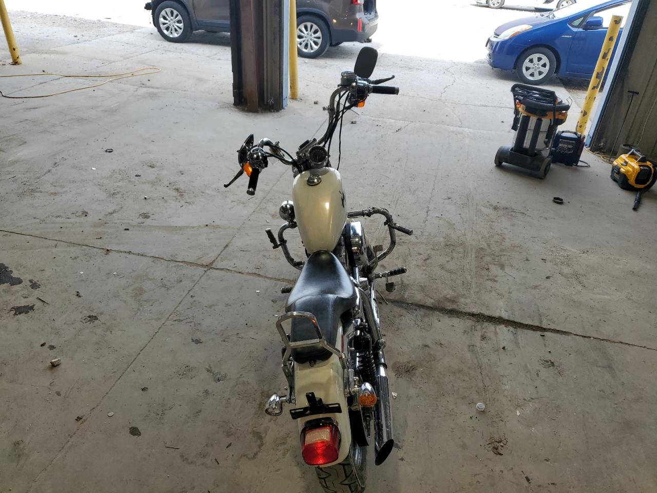 2000 Harley-Davidson Xl883 C VIN: 1HD4CJM13YK130421 Lot: 54138635