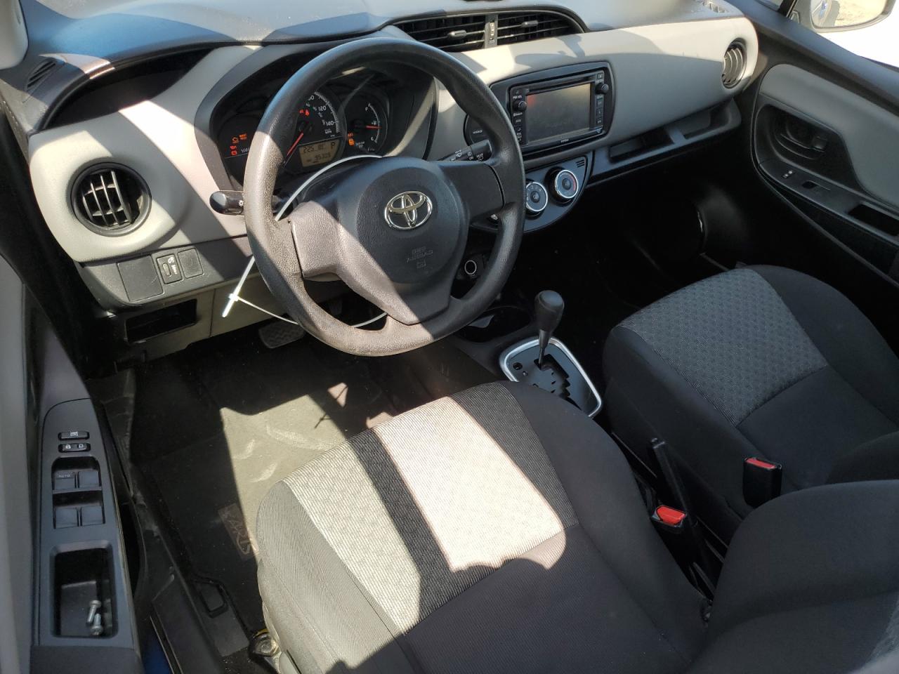 2015 Toyota Yaris VIN: VNKKTUD36FA041044 Lot: 55291335