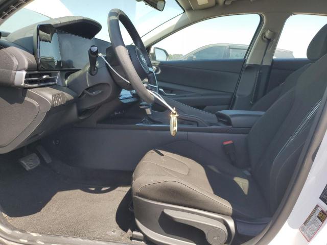  HYUNDAI ELANTRA 2024 Srebrny