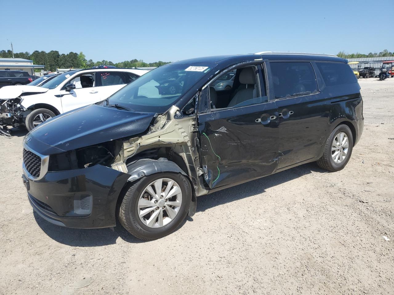2016 Kia Sedona Lx for Sale in Harleyville, SC - Side