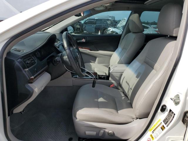  TOYOTA CAMRY 2014 Biały