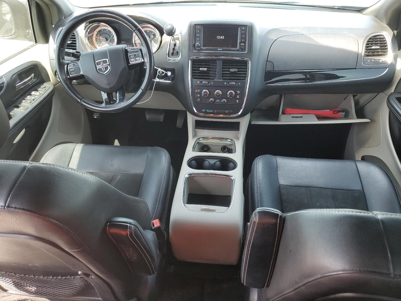 2C4RDGCG9KR759302 2019 Dodge Grand Caravan Sxt