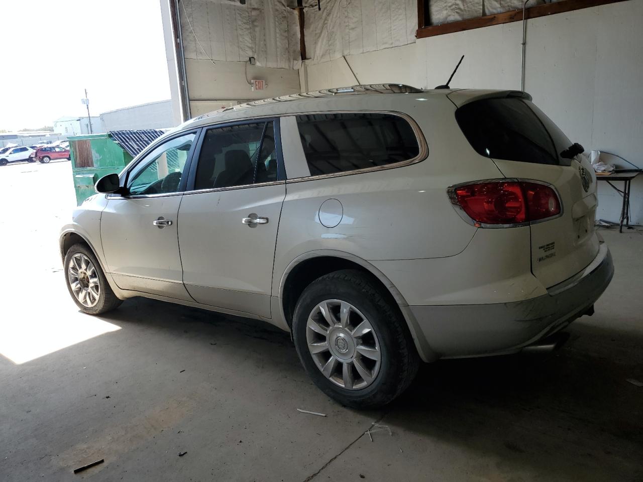 2012 Buick Enclave white null gas 5GAKRCED0CJ420661 photo #3