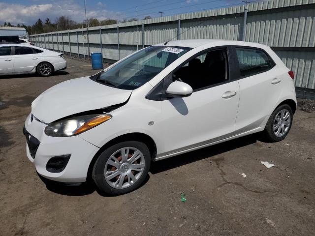  MAZDA 2 2013 Белы