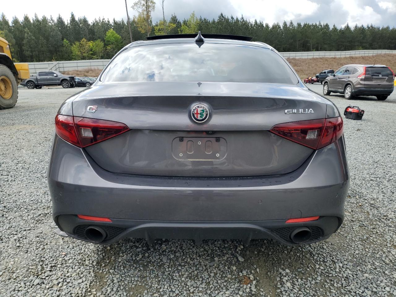 2018 Alfa Romeo Giulia Ti VIN: ZARFAECN3J7576014 Lot: 52408195