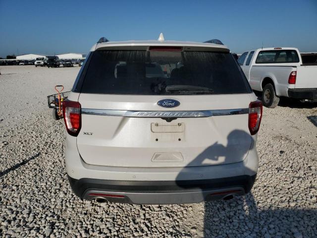  FORD EXPLORER 2017 Белы