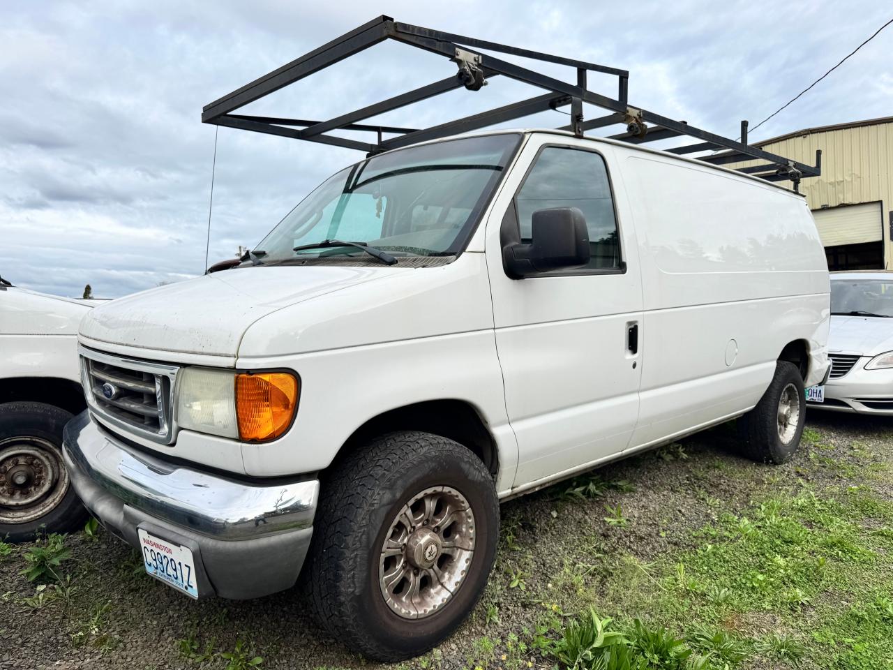 2007 Ford Econoline E250 Van de vânzare în Portland, OR - Minor Dent/Scratches