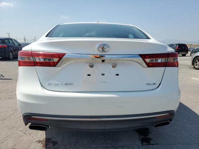 Sedans TOYOTA AVALON 2016 Biały