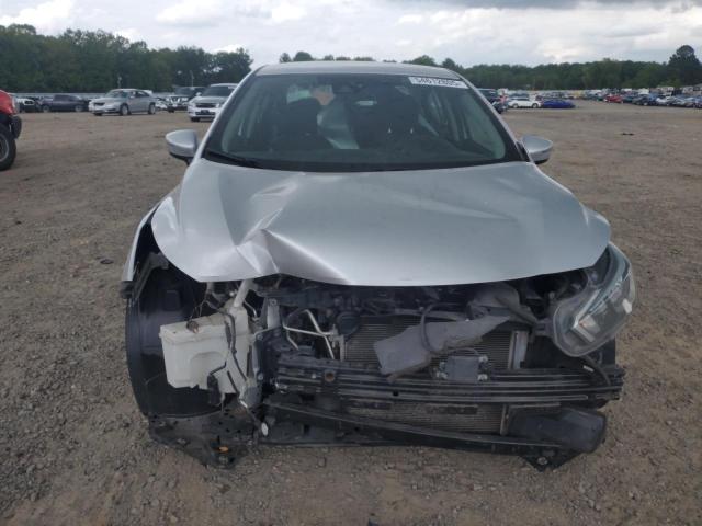  NISSAN VERSA 2021 Silver