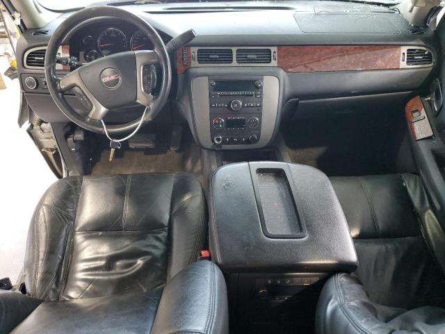  GMC YUKON 2012 Srebrny