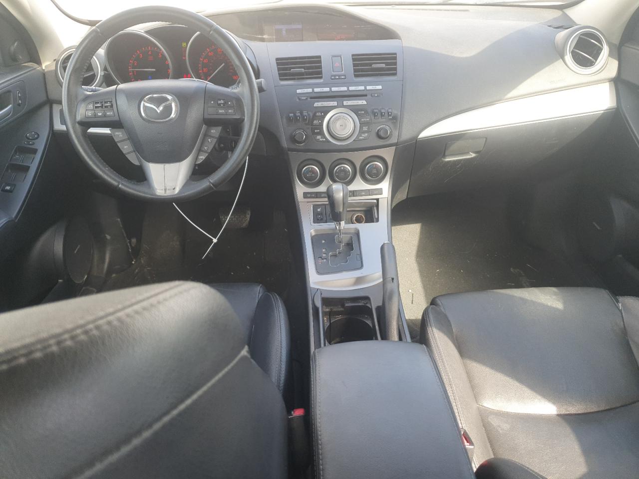 2011 Mazda 3 S VIN: JM1BL1W54B1413559 Lot: 51667305