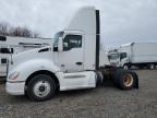 2014 Kenworth T680 Semi Truck for Sale in Central Square, NY - Minor Dent/Scratches